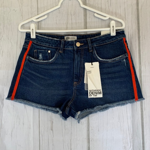 Zara Authentic Denim By TRF Cut-Off Short Size 8 - Picture 2 of 8